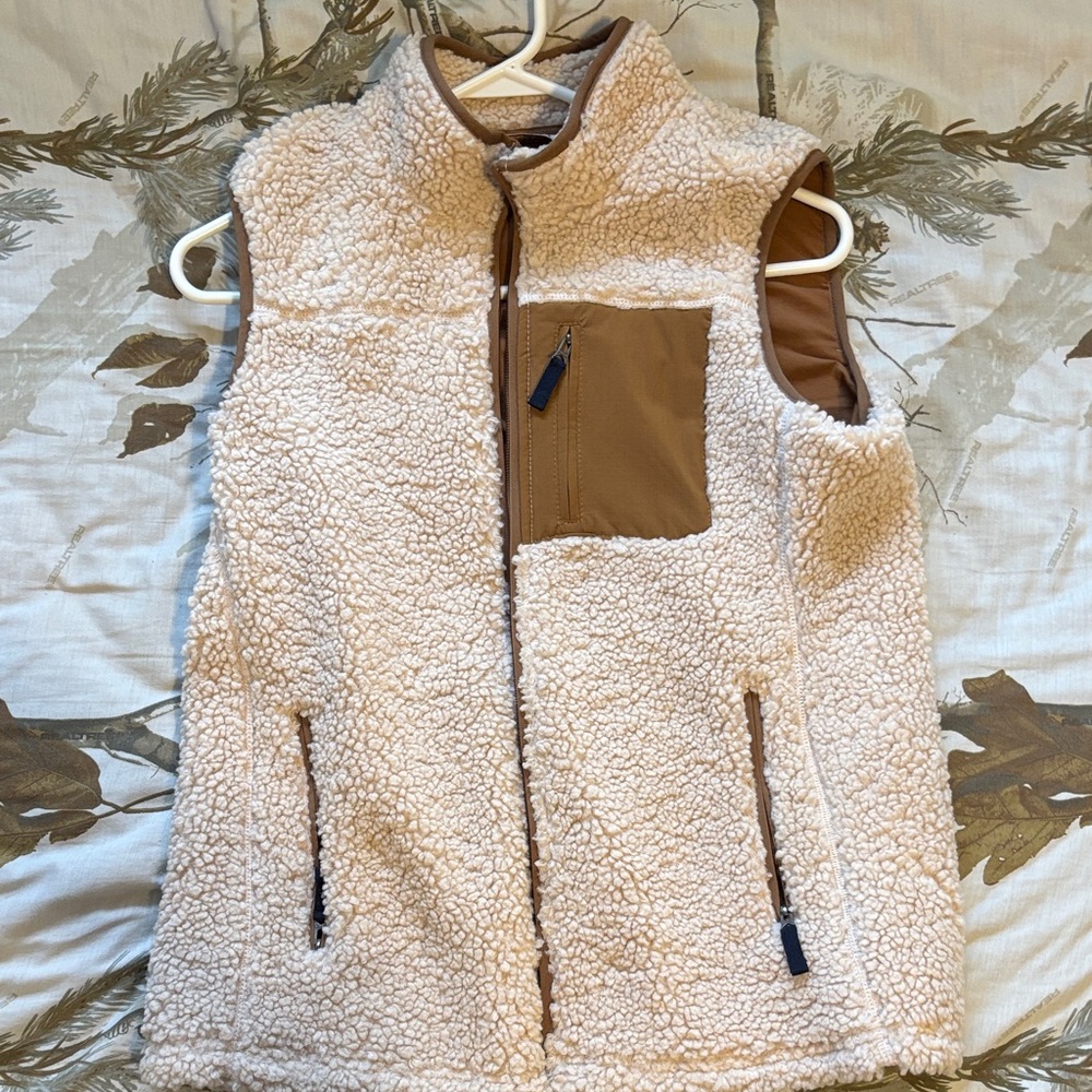 Orvis Cream Sherpa Vest with Brown Trim